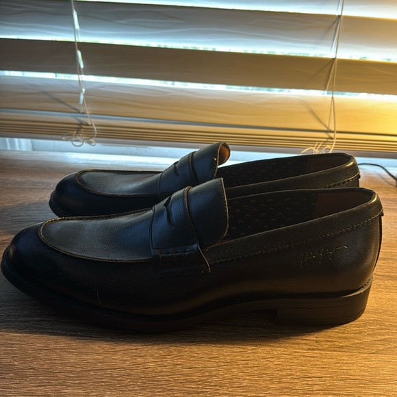 Tommy Hilfiger loafers - Picture 1 of 2